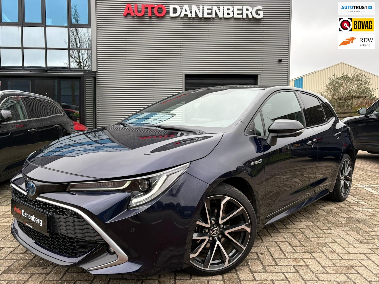 Toyota Corolla - 1.8 Hybrid GR-Sport GARANTIE - AutoWereld.nl