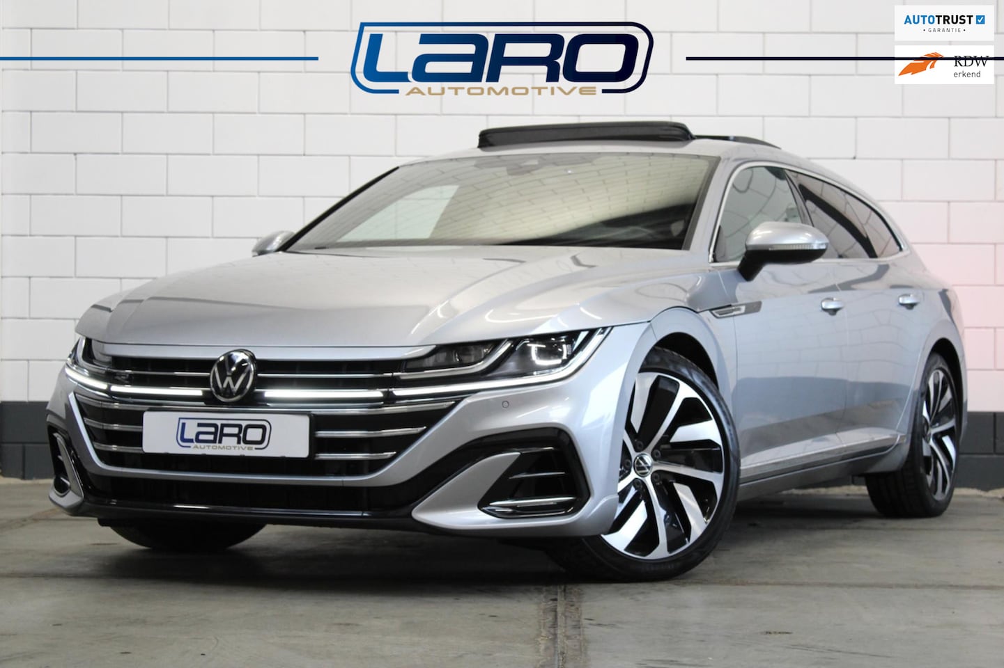 Volkswagen Arteon Shooting Brake - 2.0 TSI R-Line NL auto | Pano Leder IQ DCC Cam ACC HuD Massage Sfeer Keyless - AutoWereld.nl