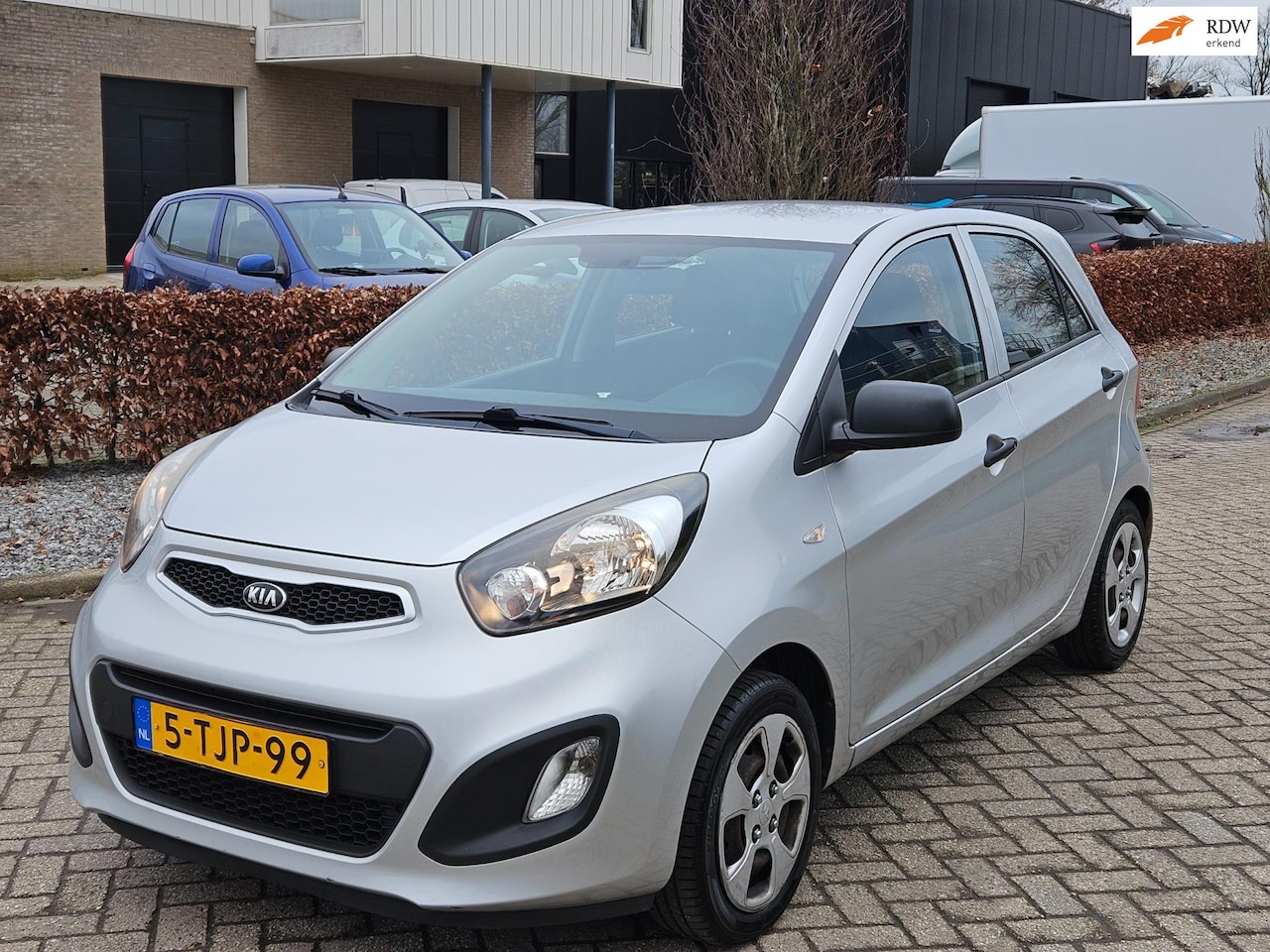 Kia Picanto - 1.0 CVVT EconomyLine Nieuwe apk 7-4-2027 - AutoWereld.nl