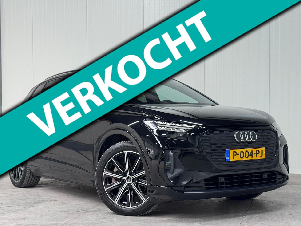 Audi Q4 e-tron - 40 S-LINE Competition l SOH 93.1% l MATRIX l ADAPT.CRUISE l CAMERA l CARPLAY l ORG.NL l DE - AutoWereld.nl