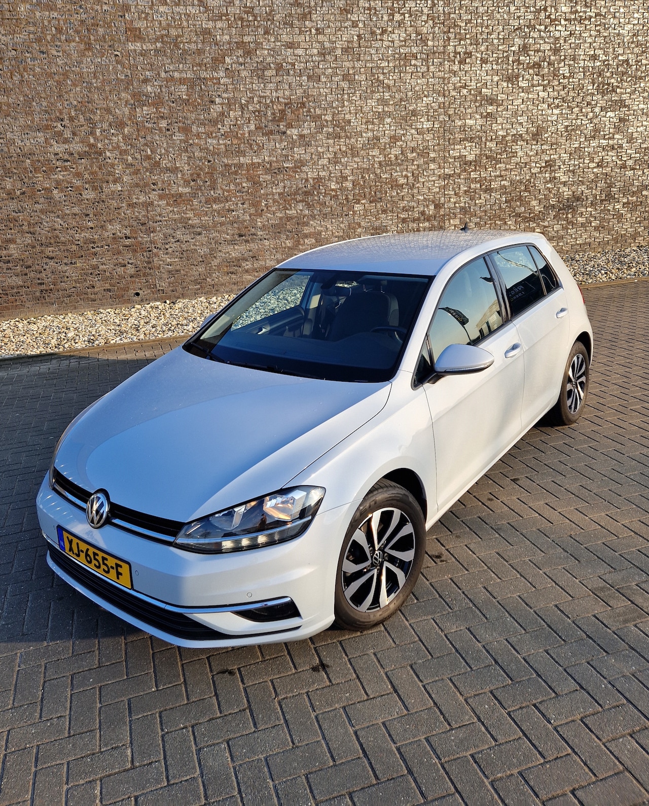 Volkswagen Golf - 1.0 TSI Comfortline - AutoWereld.nl