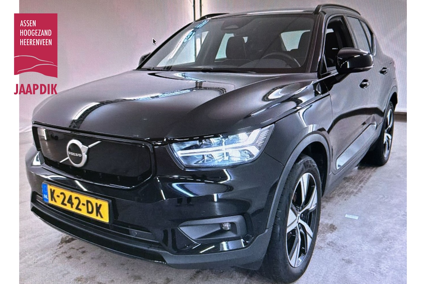 Volvo XC40 - BWJ 2020 | Recharge 300KW AWD R-Design | TREKHAAK | STOEL&STUUR VERW | CAMERA A | LEDER/AL - AutoWereld.nl
