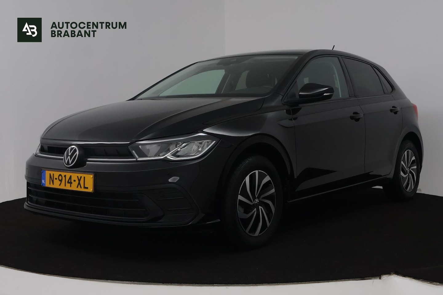 Volkswagen Polo - 1.0 TSI Life (NAVIGATIE, PARKEERSENSOREN, CARPLAY, CRUISE CONTROL ADAPTIEF) - AutoWereld.nl