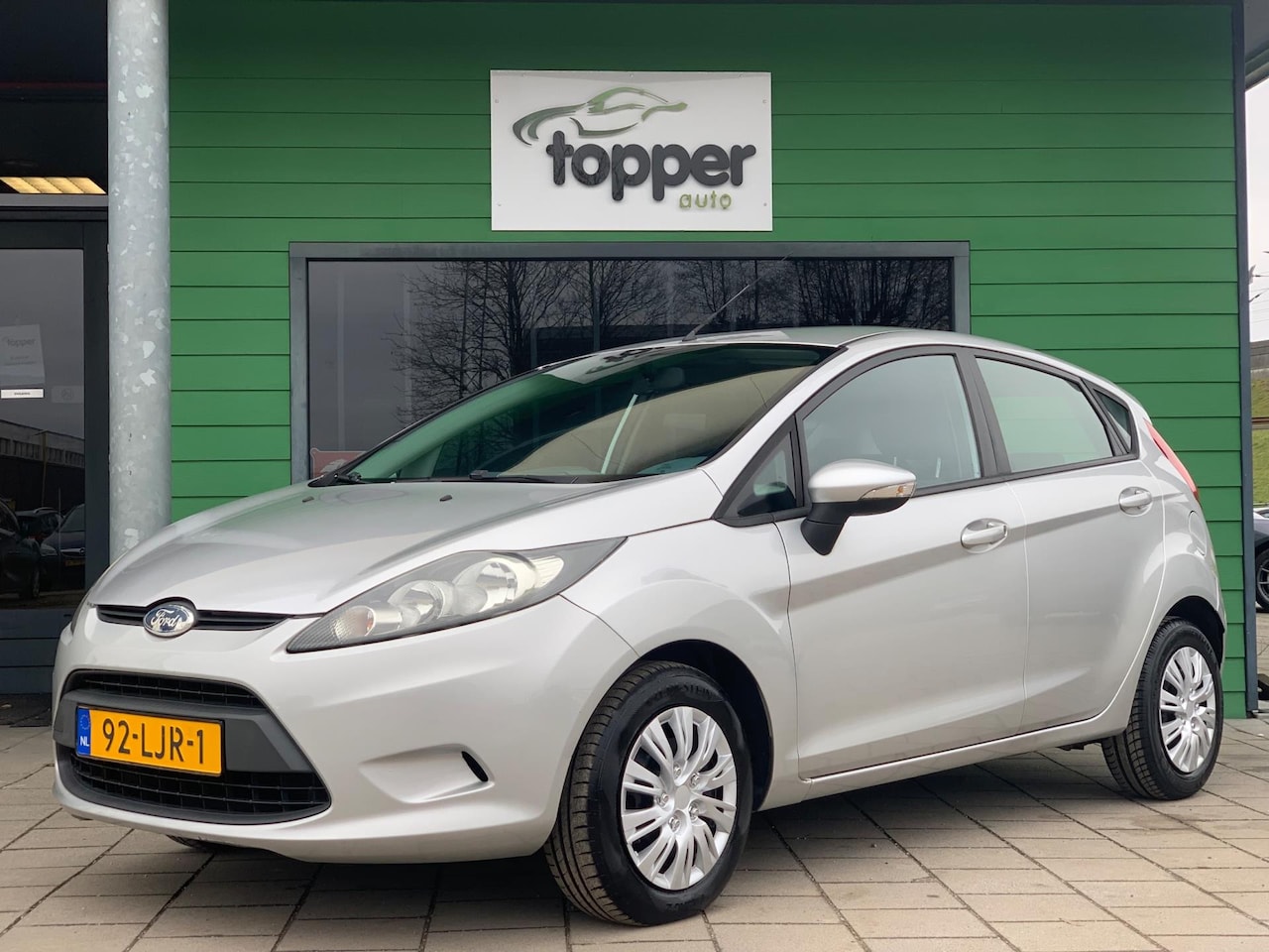 Ford Fiesta - 1.25 Trend | Elekt.Ramen | Airco | Nieuwe APK | - AutoWereld.nl