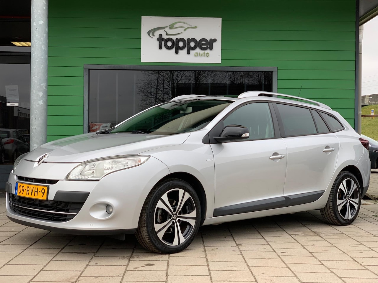 Renault Mégane Estate - 1.5 dCi Bose | Pano.Dak | Navi | Trekhaak | Cruise Control | - AutoWereld.nl