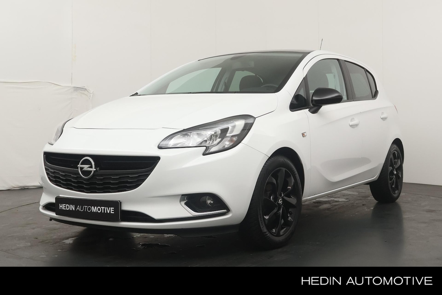 Opel Corsa - 1.4 Edition | Stoel+Stuurverwarming | All Season Banden | Parkeersensoren | Cruise Control - AutoWereld.nl