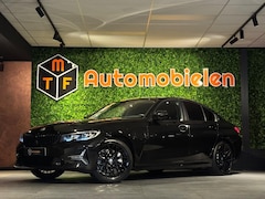 BMW 3-serie - 330e BLACK-ON-BLACK |292 PK|LEDER|APPLECAR|CAMERA|GARANTIE