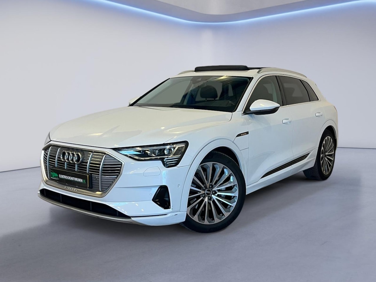 Audi e-tron - 55 quattro Business edition Plus 95 kWh|PANO|INRUIL MOGELIJK - AutoWereld.nl