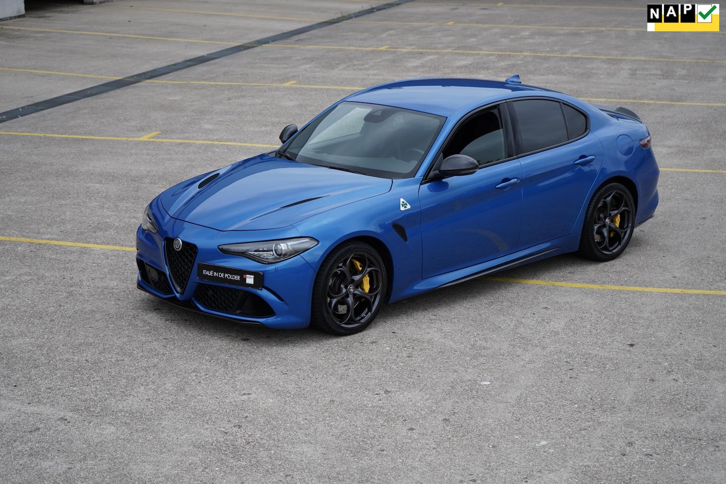 Alfa Romeo Giulia - 2.9 V6 Quadrifoglio 2.9 V6 Quadrifoglio - AutoWereld.nl
