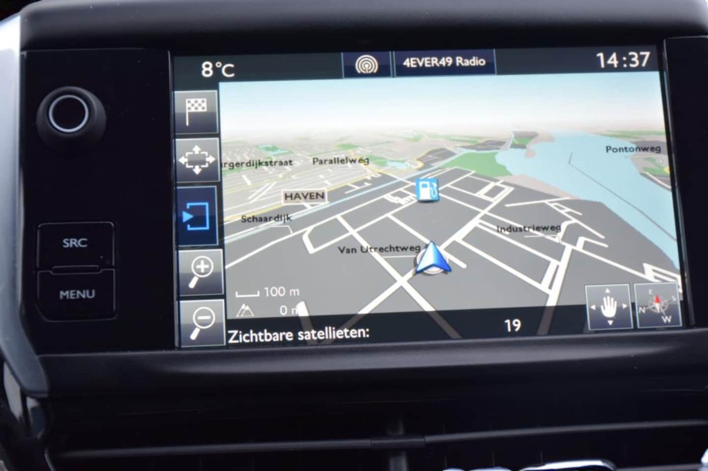 Peugeot 208 - 1.2 PureTech Blue Lion 1.2 PureTech Blue Lion, Navigatie, Apple car play, Lichtmetalen velgen, Airco