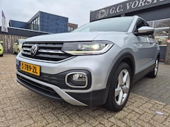 Volkswagen T-Cross - 1.5 TSI Style Business