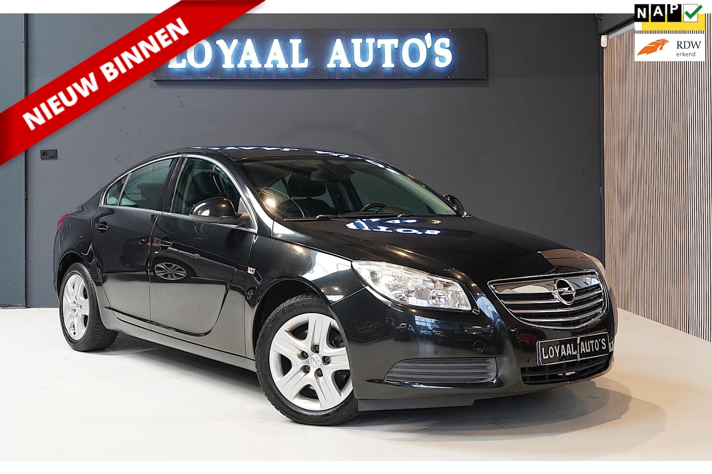 Opel Insignia - 1.6 T Edition | CRUISE | PDC | AIRCO | ELEK.RAMEN | NAP | APK . - AutoWereld.nl