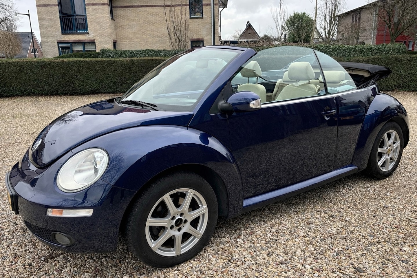 Volkswagen New Beetle Cabriolet - 1.4-16V Trendline 1.4-16V Trendline - AutoWereld.nl