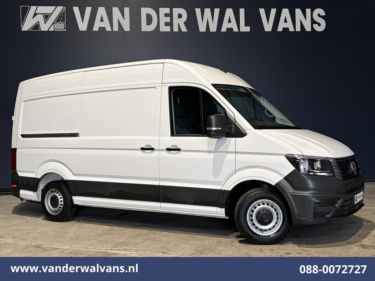 Volkswagen Crafter - 2.0 TDI 141pk L3H3 L2H2 Laadklep Euro6 Airco | Camera | Navigatie | Apple Carplay Android - AutoWereld.nl