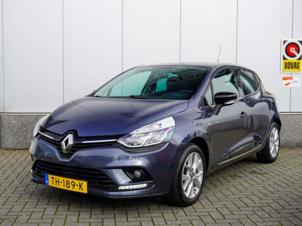 Renault Clio - 0.9 TCe Limited Navigatie | Park. sensoren | NAP | Bluetooth - AutoWereld.nl