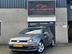 Volkswagen Golf - 1.2 TSI Connected Series / Stoelverwarming / Adaptive Cruise Control / Navi / PDC / Clima