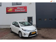Toyota Yaris - 1.5 Full Hybrid Aspiration Automaat, Camera