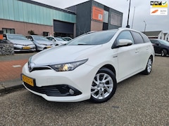 Toyota Auris - 1.8 Hybrid GARANTIE Pano Dak Navi Camera