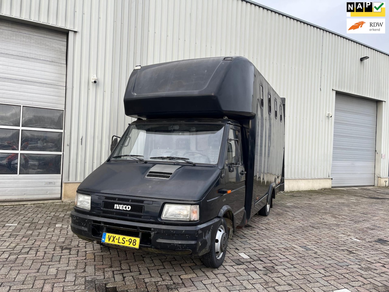 Iveco Daily - 35.10D 2.8 DC DL - Schade - AutoWereld.nl