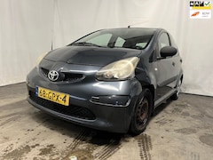 Toyota Aygo - 1.0-12V SCHADEAUTO