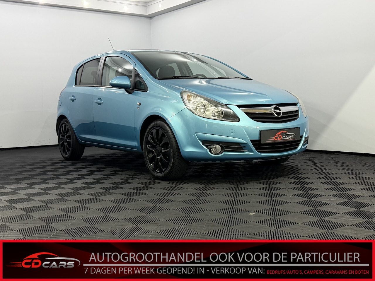 Opel Corsa - 1.4-16V '111' Edition Airco, Radio, Lichtetmalen velgen, Mistlamp - AutoWereld.nl