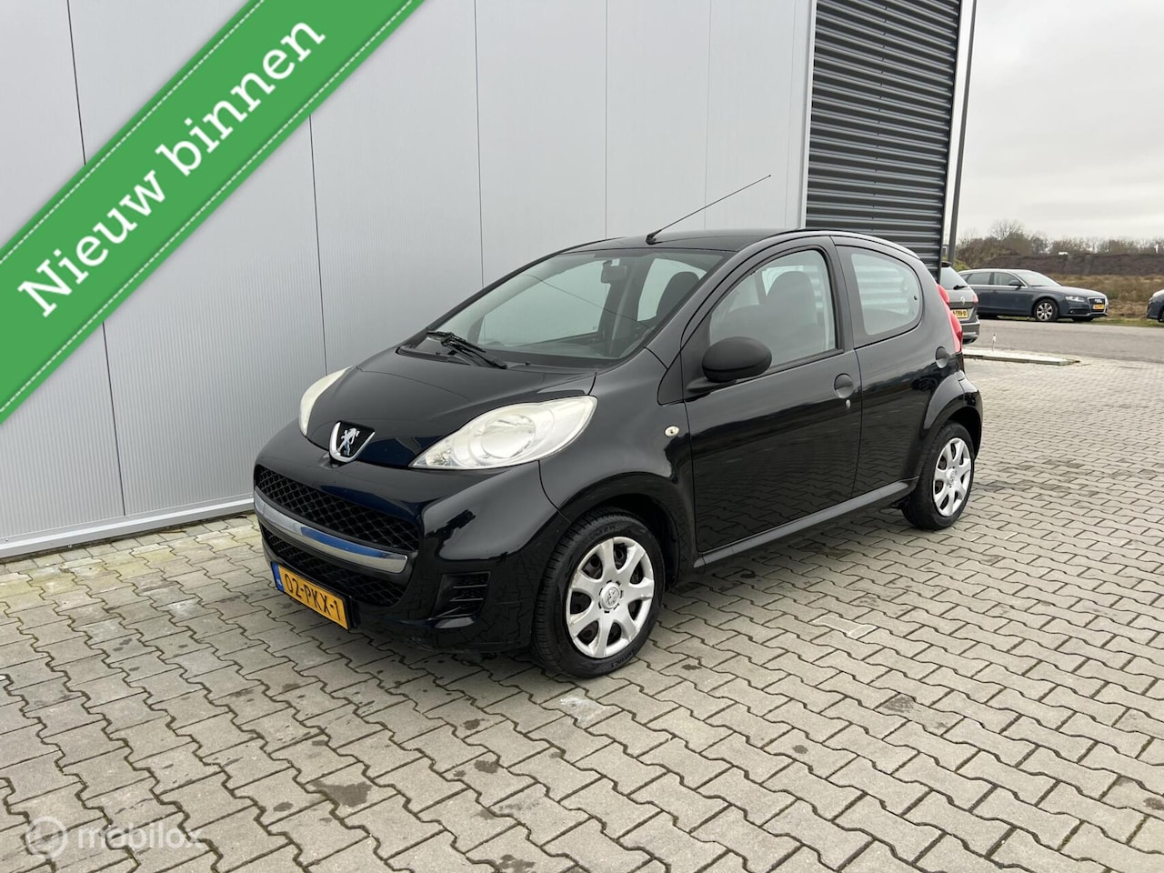 Peugeot 107 - 1.0-12V Accent 1.0-12V Accent - AutoWereld.nl