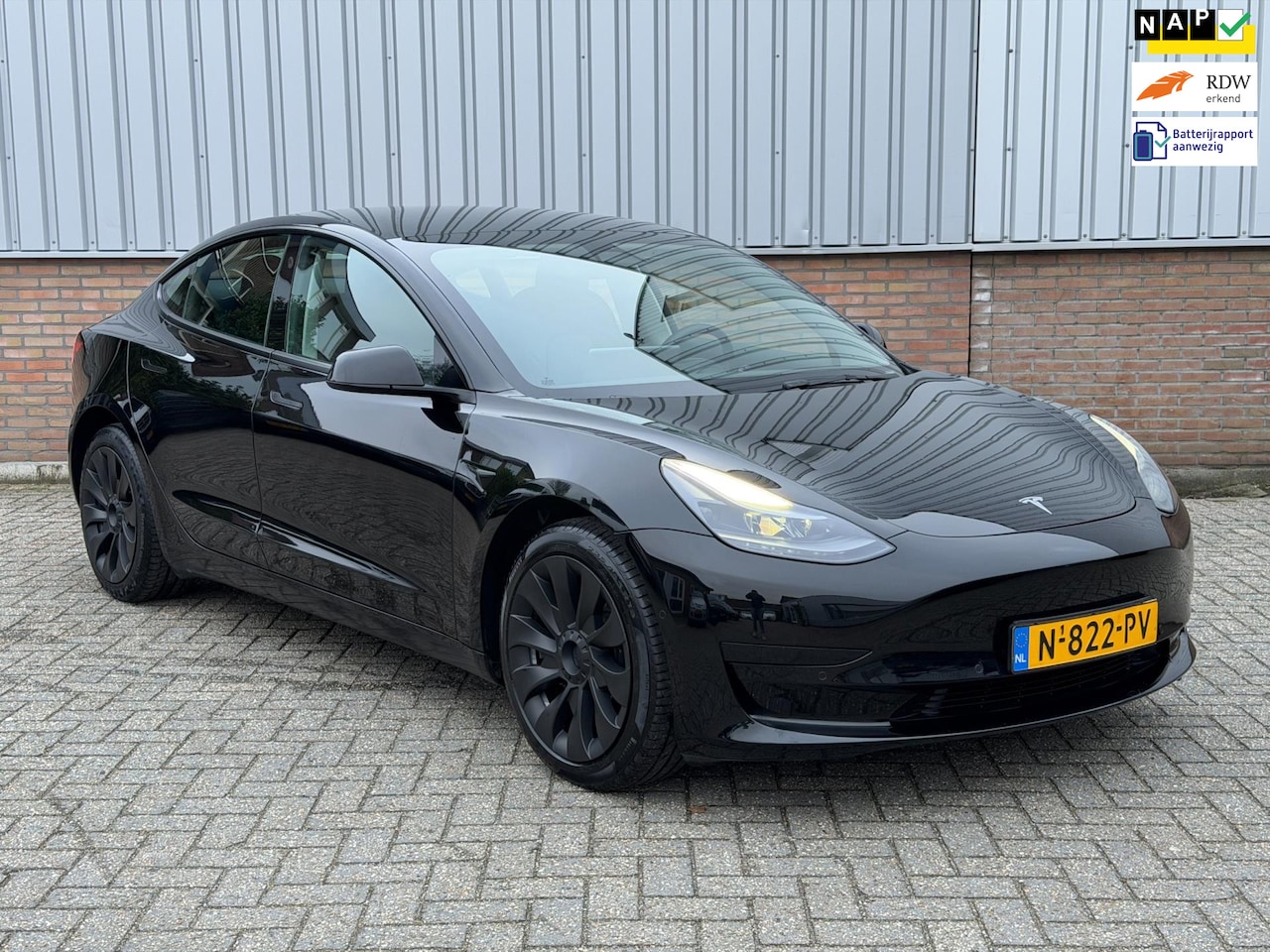Tesla Model 3 - Standard RWD Plus 60 kWh LFP/ 94% SoH/ Warmtepomp - AutoWereld.nl
