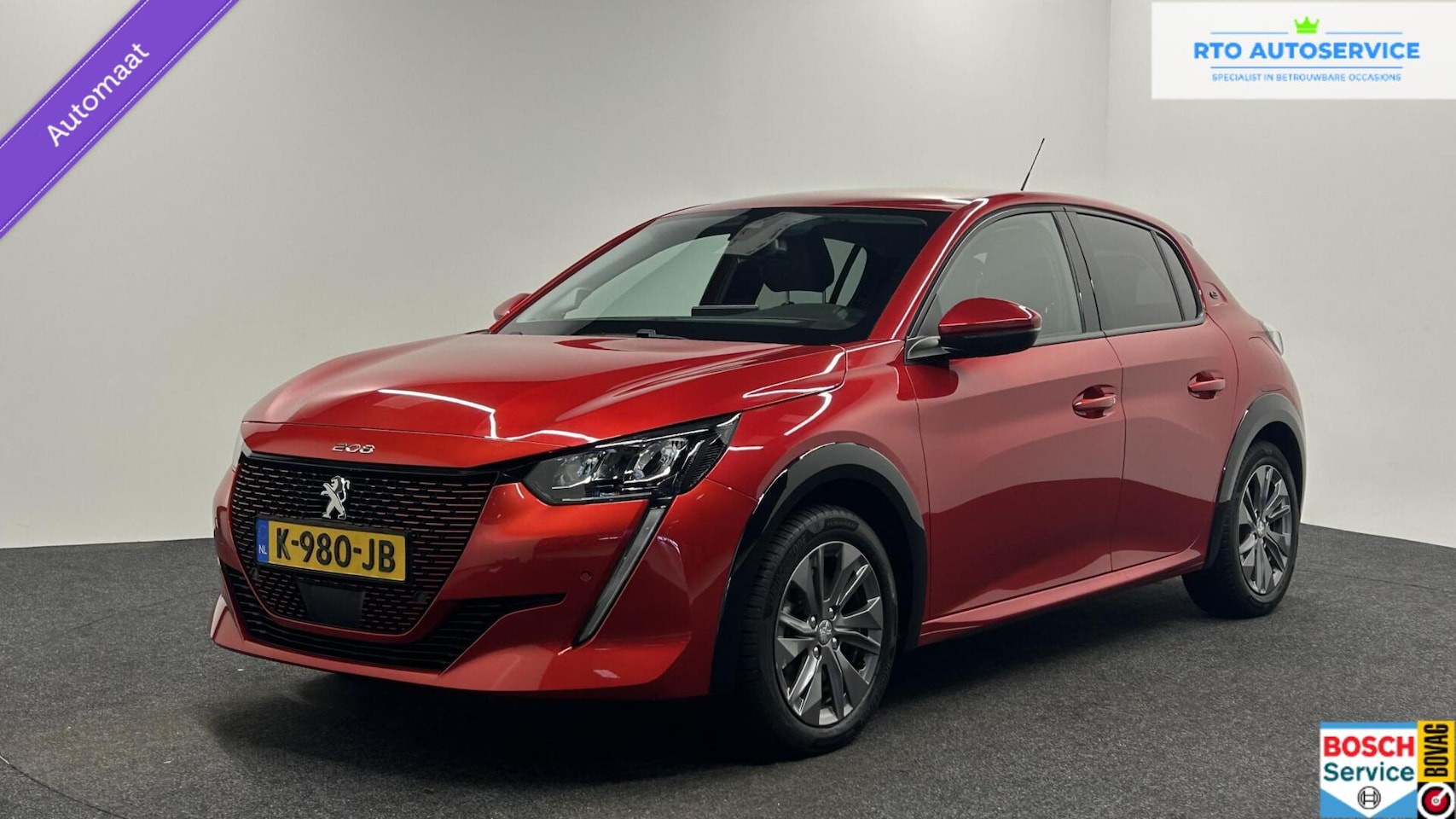Peugeot e-208 - EV Allure 50 kWh 3 Fase CAMERA CARPLAY NAVI LM CRUISE. - AutoWereld.nl