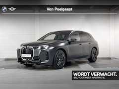 BMW iX - xDrive60 | M-Sport Pro | Innovation Pack | Comfort Pack | Driving Assistant Professional |
