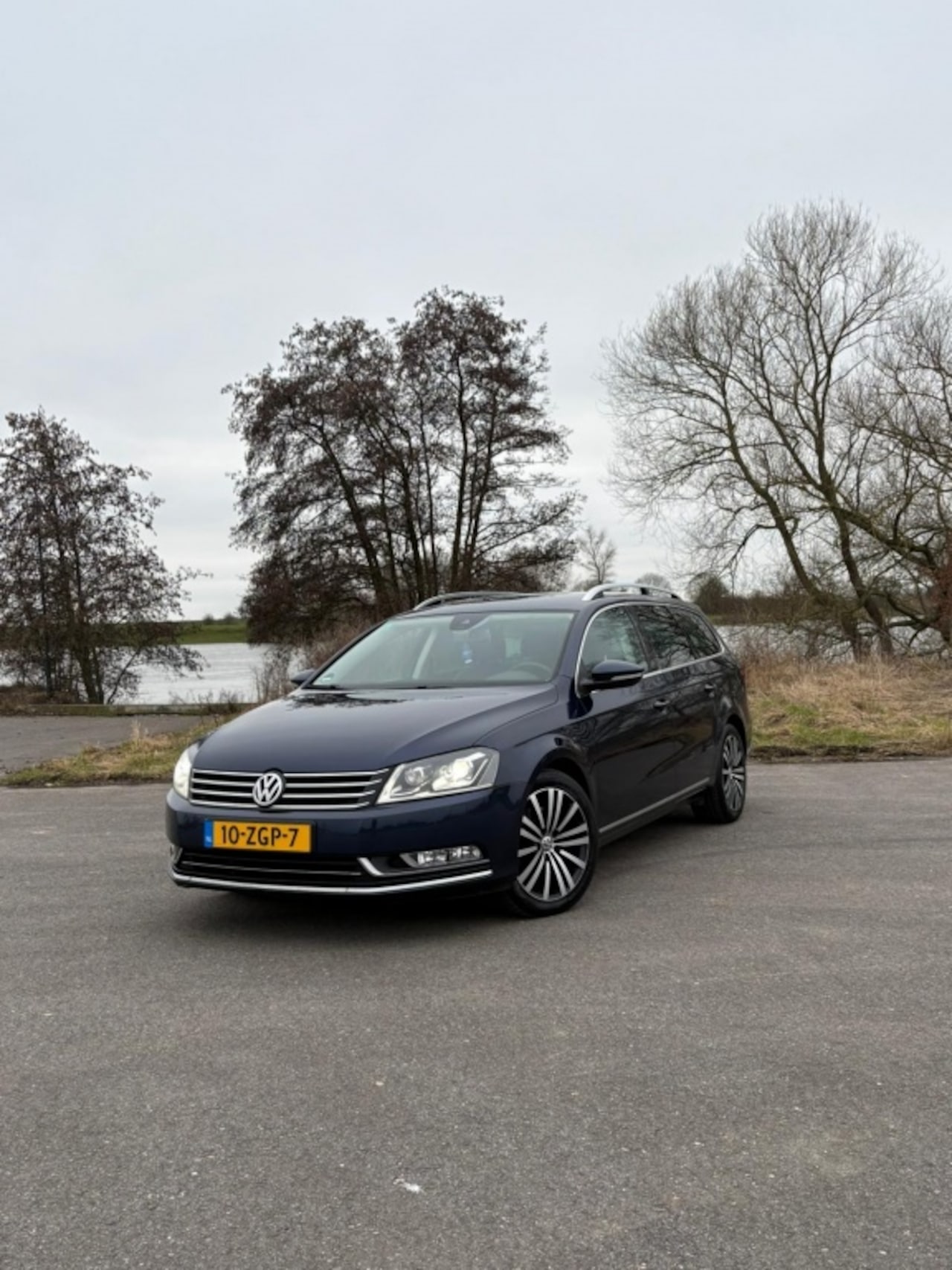Volkswagen Passat Variant - 2.0 TSI Highline Trekhaak Org NL Stoelverw LEDER - AutoWereld.nl