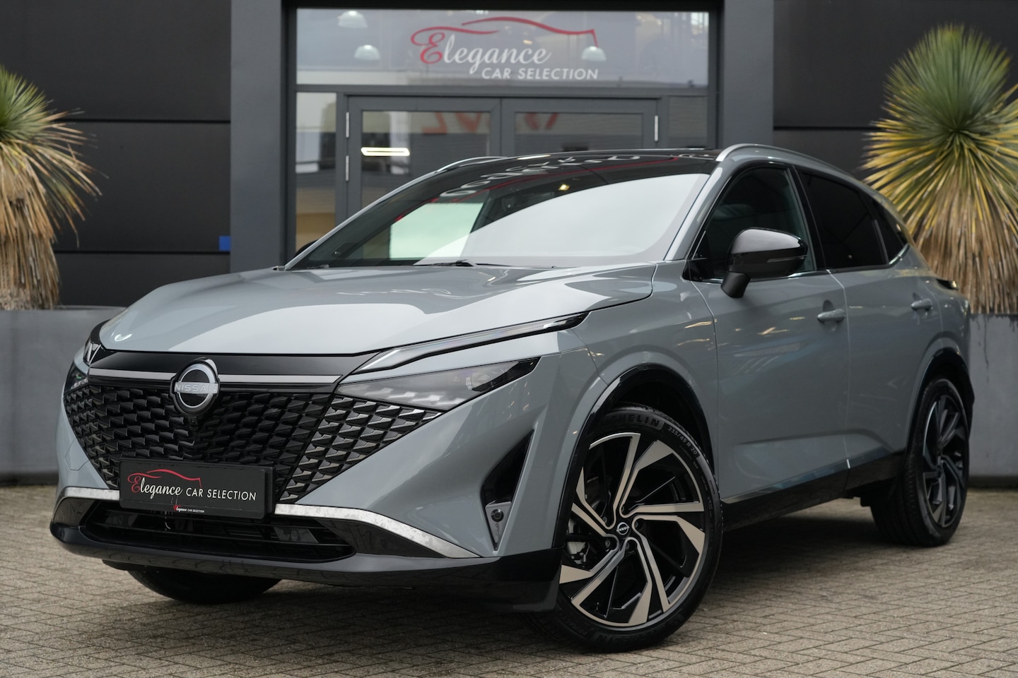 Nissan Qashqai - 1.3 MHEV Xtronic Tekna Plus 158pk Panoramadak/Stoelverwarming/Bose - AutoWereld.nl