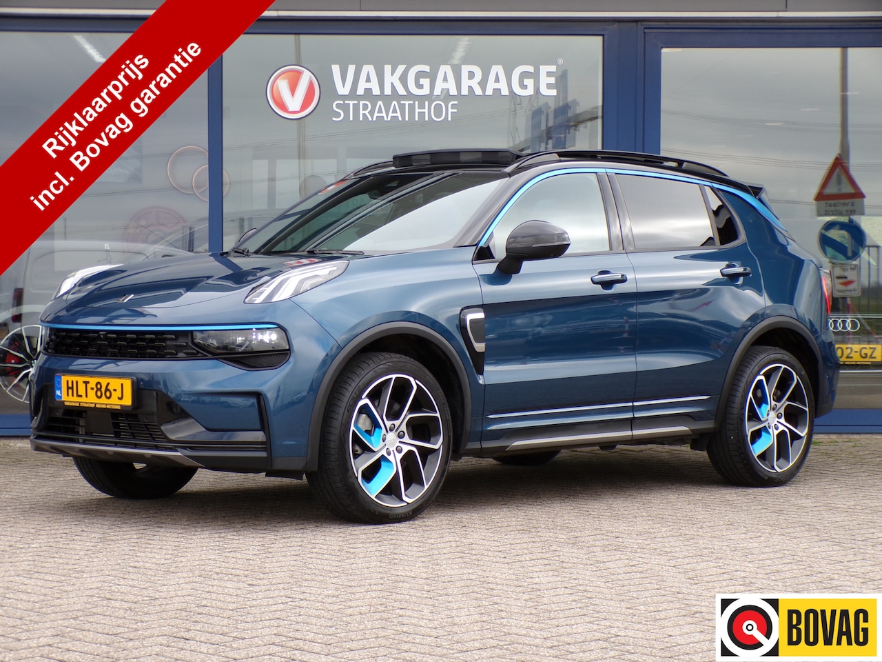 Lynk & Co 01 - 1.5 1.5, Full LED / Elektr. Schuifdak / Camera 360 + Sensoren / Carplay + Android Auto / 20' L - AutoWereld.nl