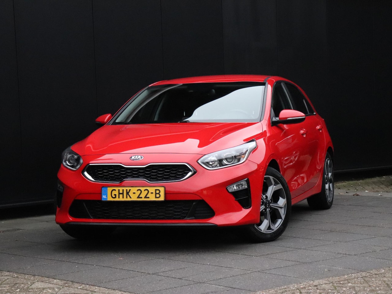 Kia Cee'd - Ceed 1.0 T-GDi GT-Line | CAMERA | NAVI | CRUISE | APPLE CARPLAY | - AutoWereld.nl