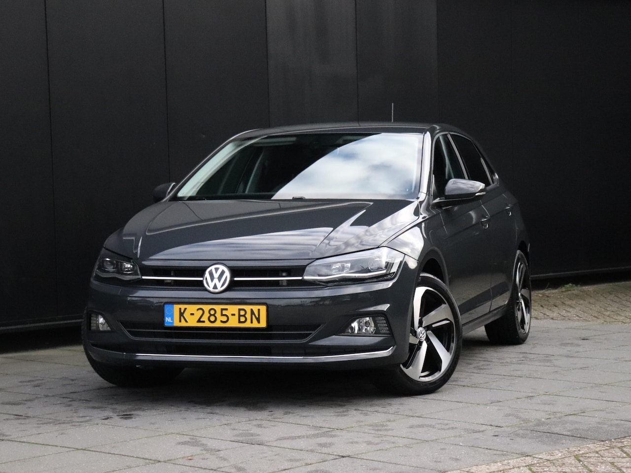 Volkswagen Polo - 1.0 TSI Highline | DSG | CAMERA | STOELVERW. | APPLE CARPLAY | CRUISE | - AutoWereld.nl
