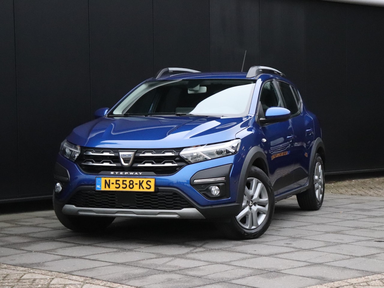 Dacia Sandero Stepway - 1.0 TCe 90 Comfort | CAMERA | APPLE CARPLAY | CLIMA | - AutoWereld.nl
