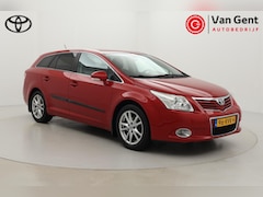 Toyota Avensis Wagon - 1.8 VVTi Business | Trekhaak | Navigatie | Cruise Control | Clima | Parkeersensoren voor/a