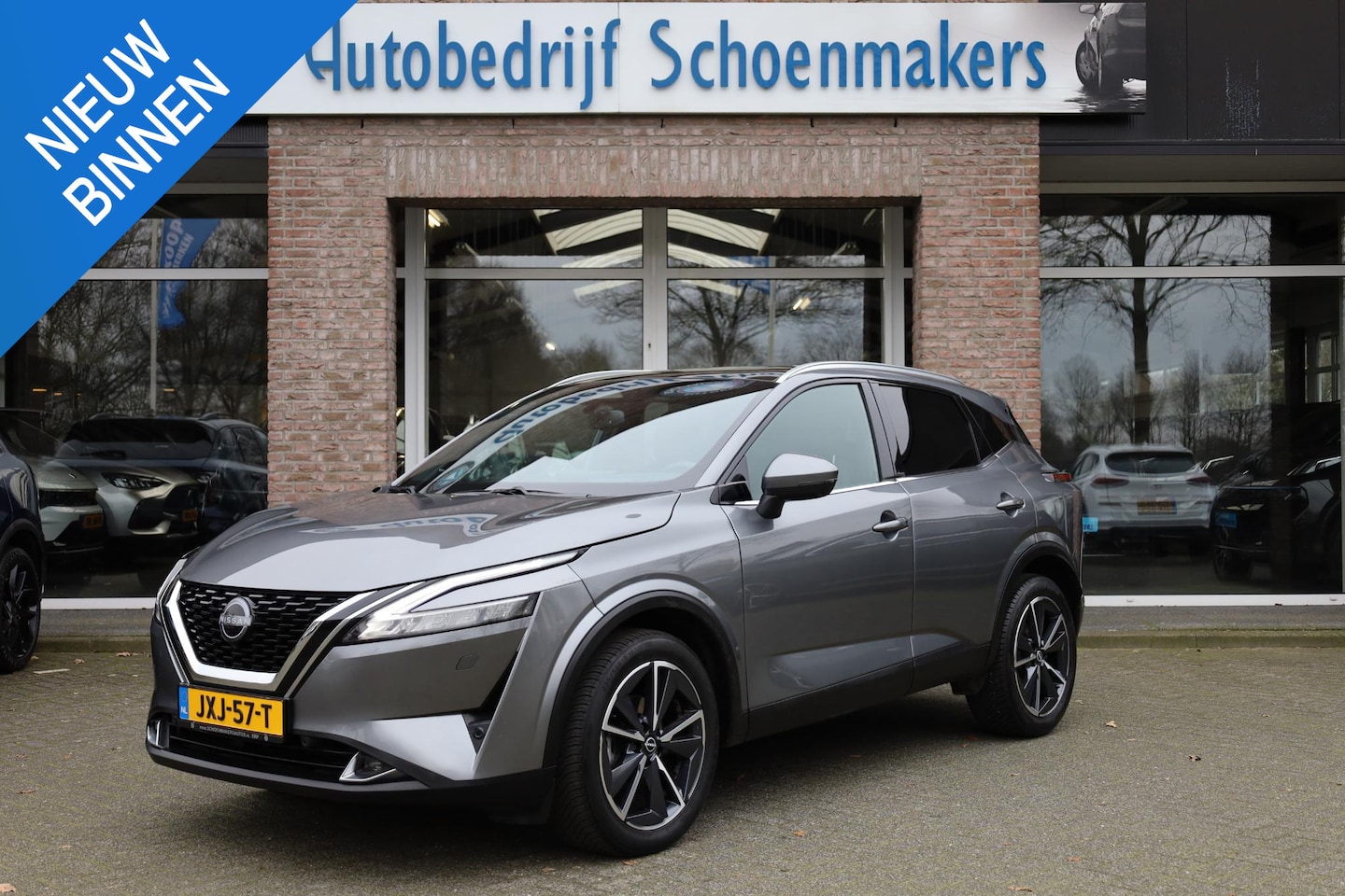 Nissan Qashqai - 1.3 MHEV Xtronic Tekna Plus PANO HUD MASSAGE MEMORY CARPLAY 360-CAM LEER STOEL/STUUR/RUITV - AutoWereld.nl