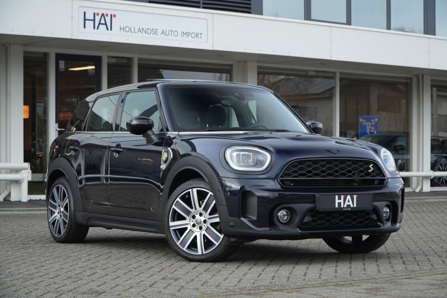 MINI Countryman - Mini 1.5 Cooper S E All4 I Pano I ACC I Elektrische stoelen I - AutoWereld.nl