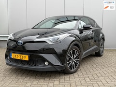 Toyota C-HR - 1.8 Hybrid Executive | Leder | Navigatie | Camera | Adaptieve Cruise Control | BOMVOL
