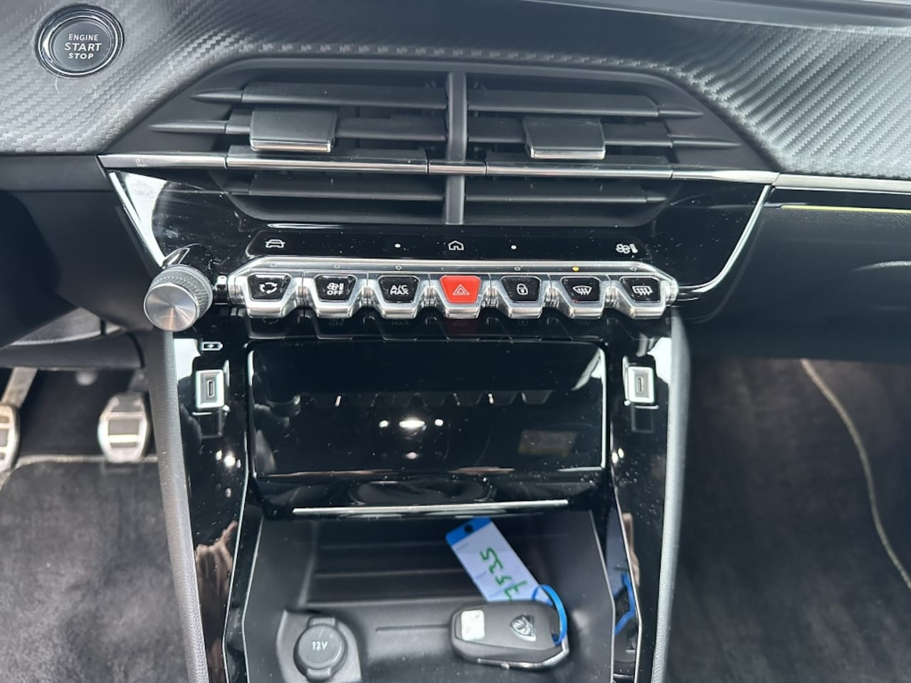 Peugeot 208 - 1.2 100PK GT-Line Navigatie