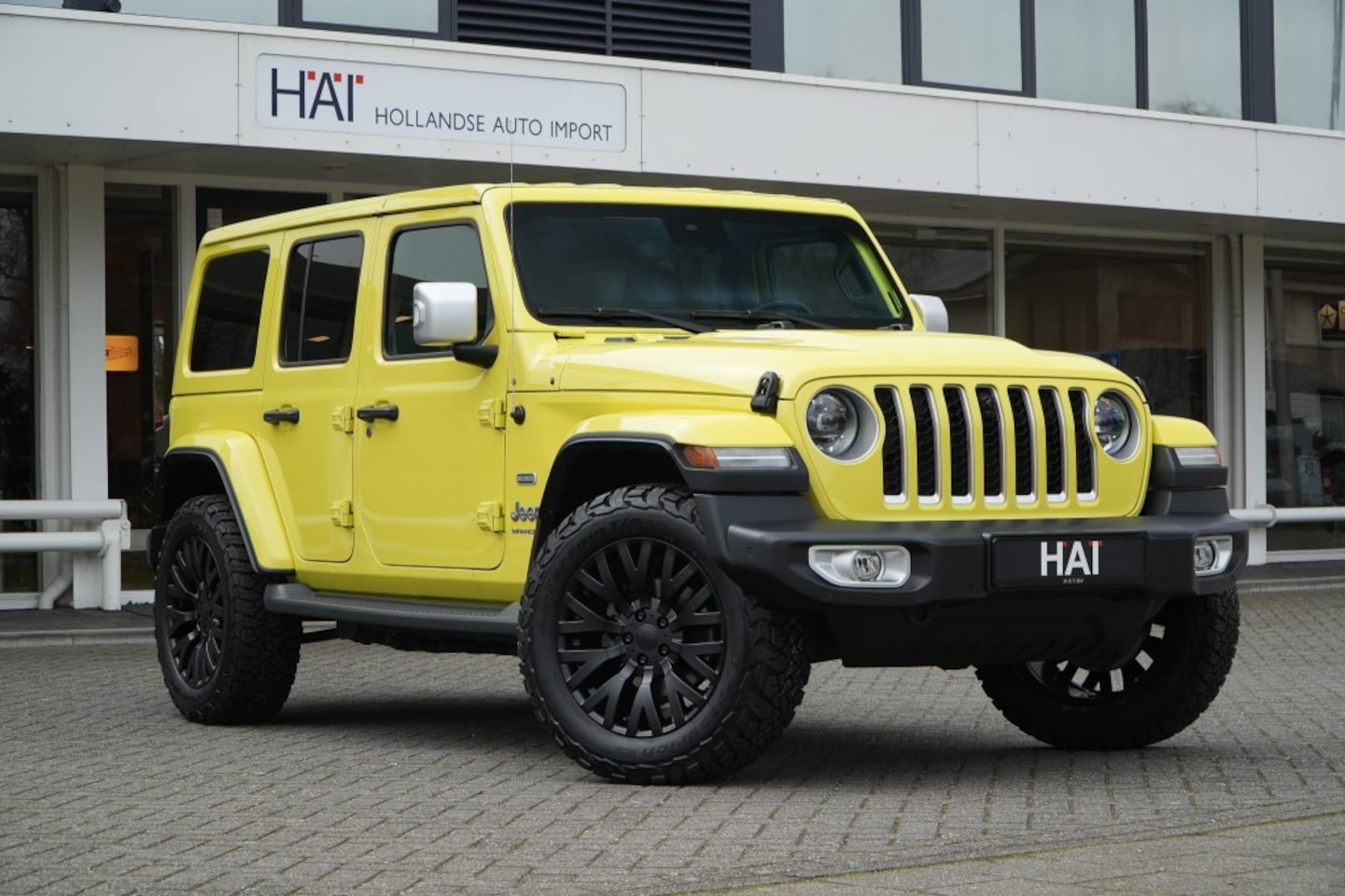 Jeep Wrangler Unlimited - 4xe 380 Sahara I BRUTE 20 inch I ACC I 16300km I - AutoWereld.nl