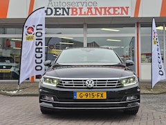Volkswagen Passat Variant - 1.5 TSI Highline Business R Line Automaat BJ.2018 / Leder / Camera / Digd Dashboord / 18"L