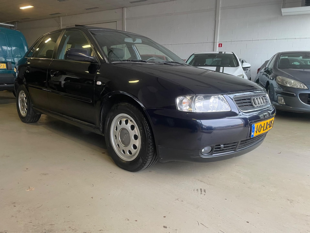 Audi A3 - 1.8 5V Attraction automaat 119000 km - AutoWereld.nl