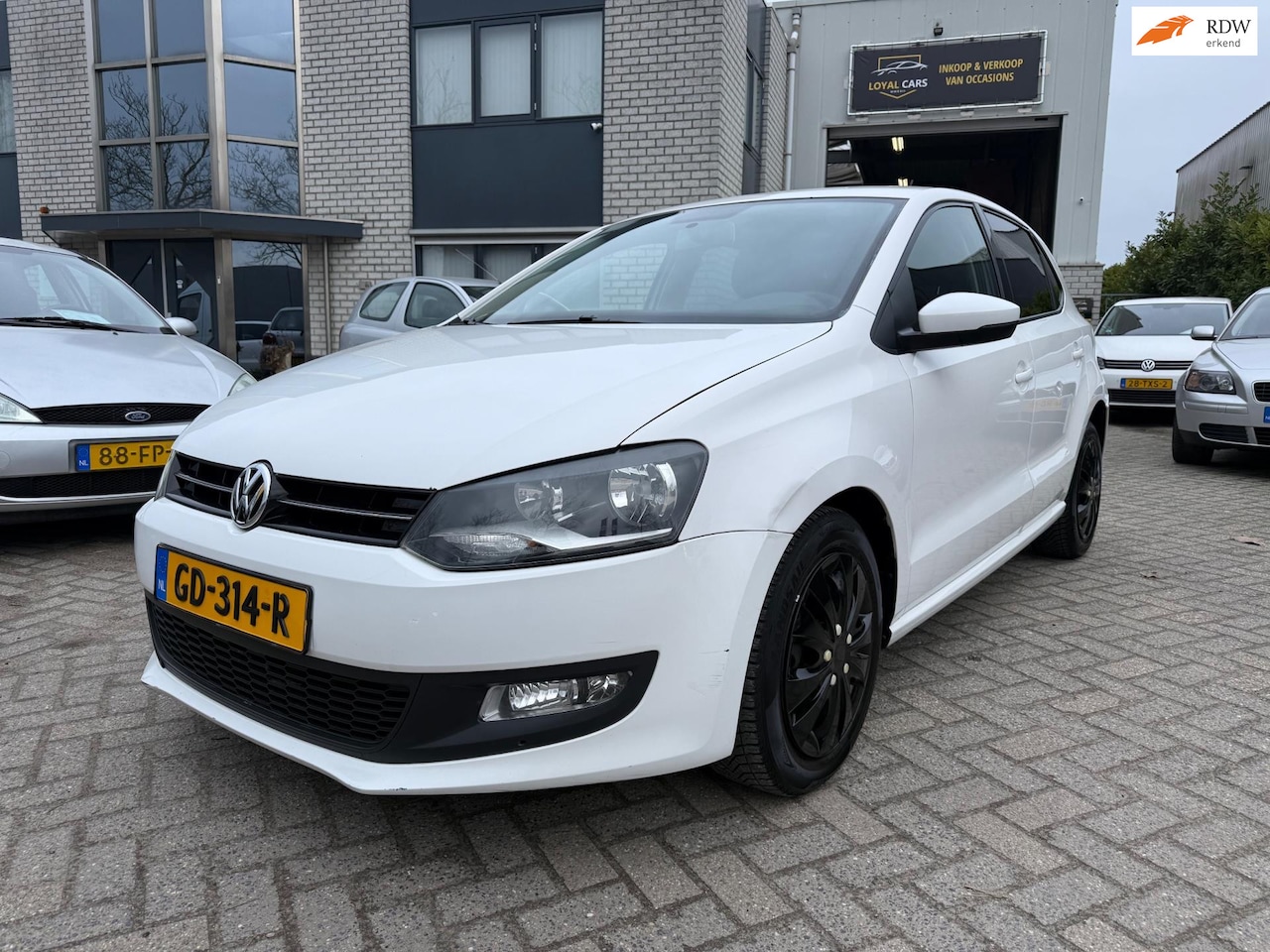 Volkswagen Polo - 1.2 TSI Trendline Airco Elektr Ramen Navi - AutoWereld.nl