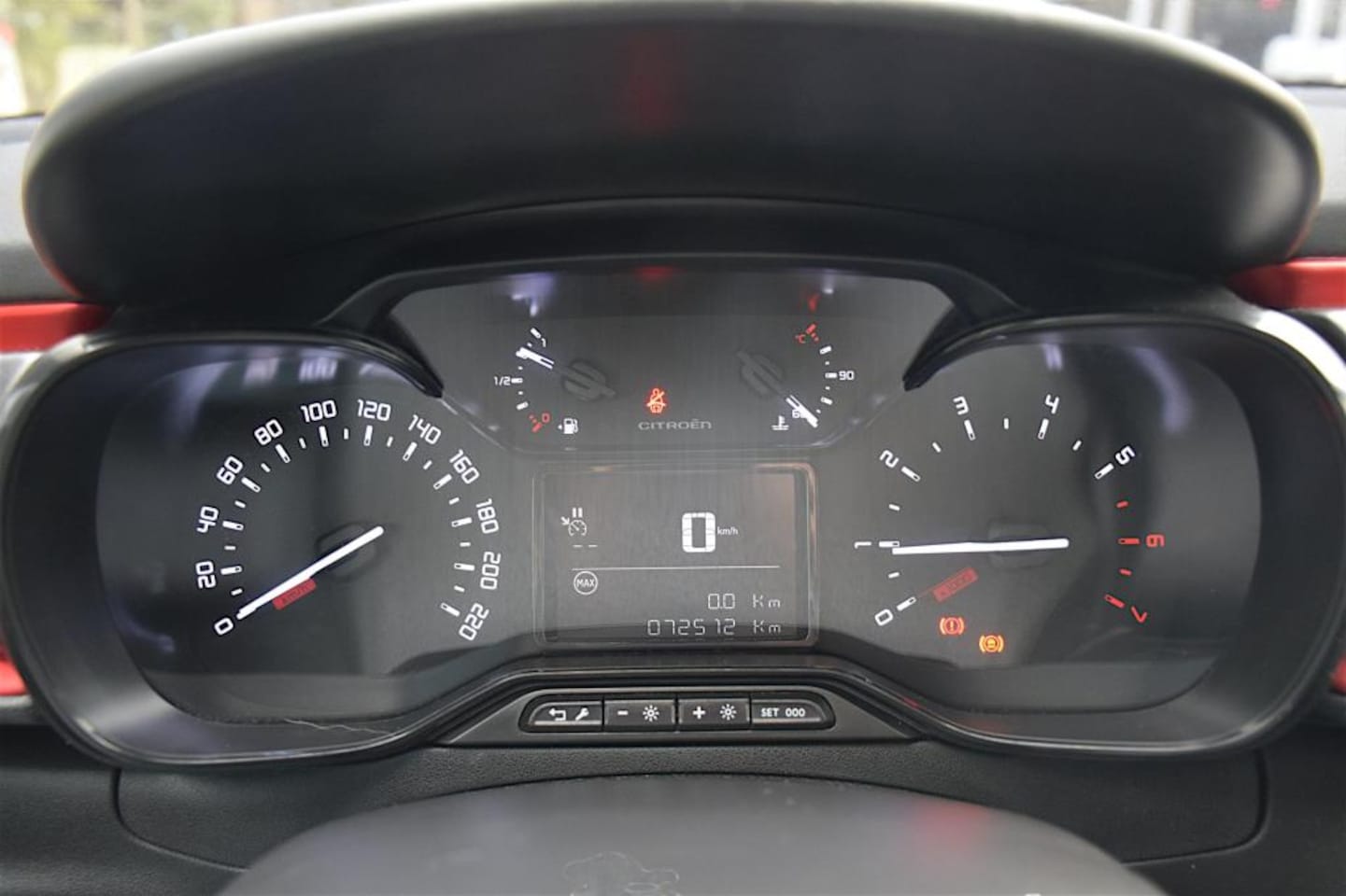 Citroën C3 - 1.2 PureTech C-Series, BTW auto,NAP, Apple car play, Lichtmetalen velgen, Cruise control,