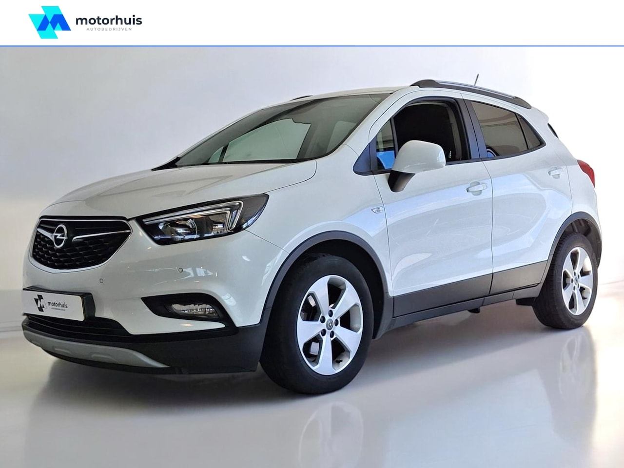 Opel Mokka X - 1.4 Turbo 140pk Start/Stop Business+ LMV NAVI APPLE CARPLAY - AutoWereld.nl