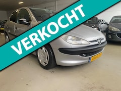 Peugeot 206 - 1.4 XT 99000 km zeer nette auto