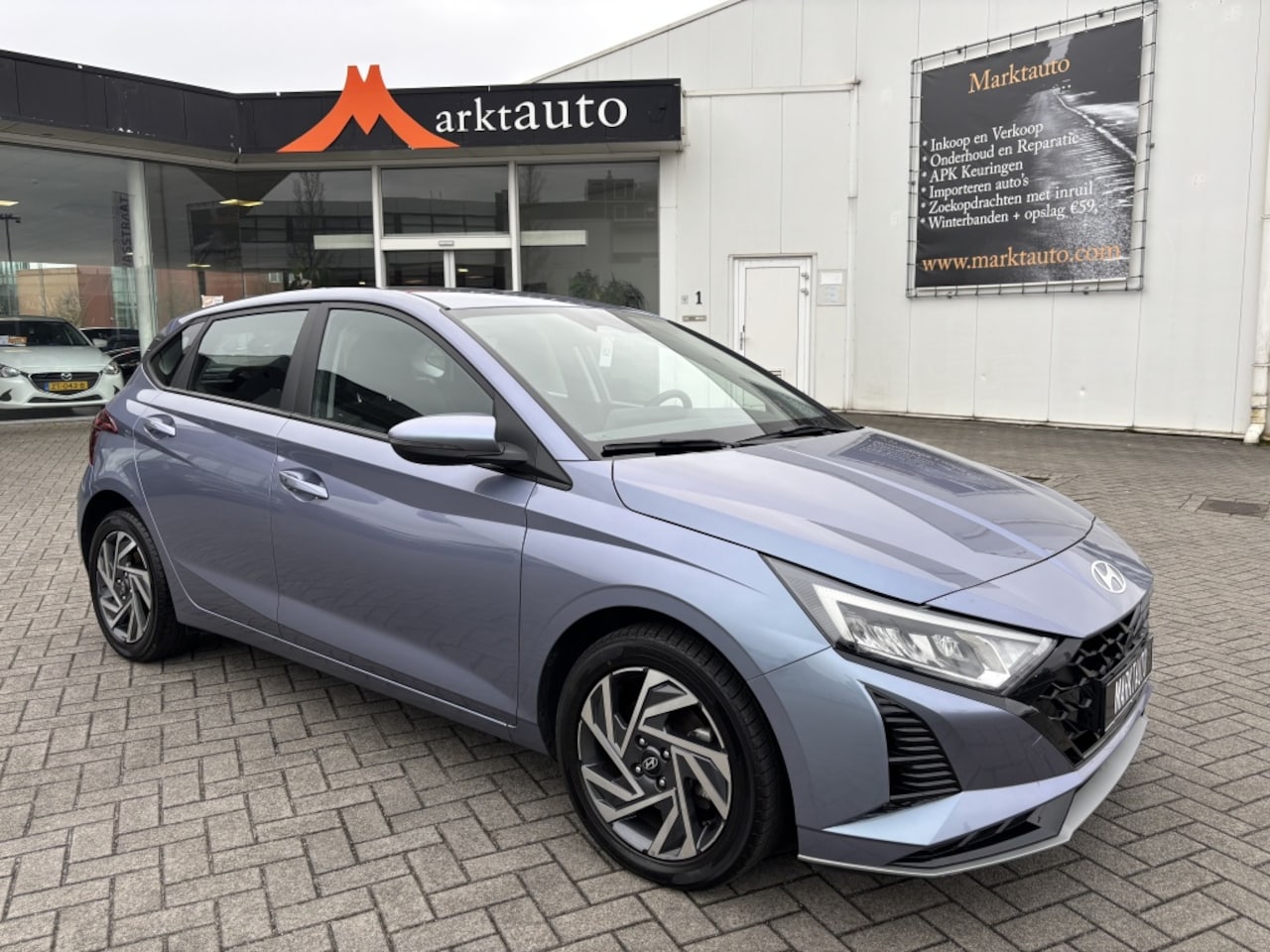 Hyundai i20 - Trend Camera Carplay Navi Stoelverwarming - AutoWereld.nl