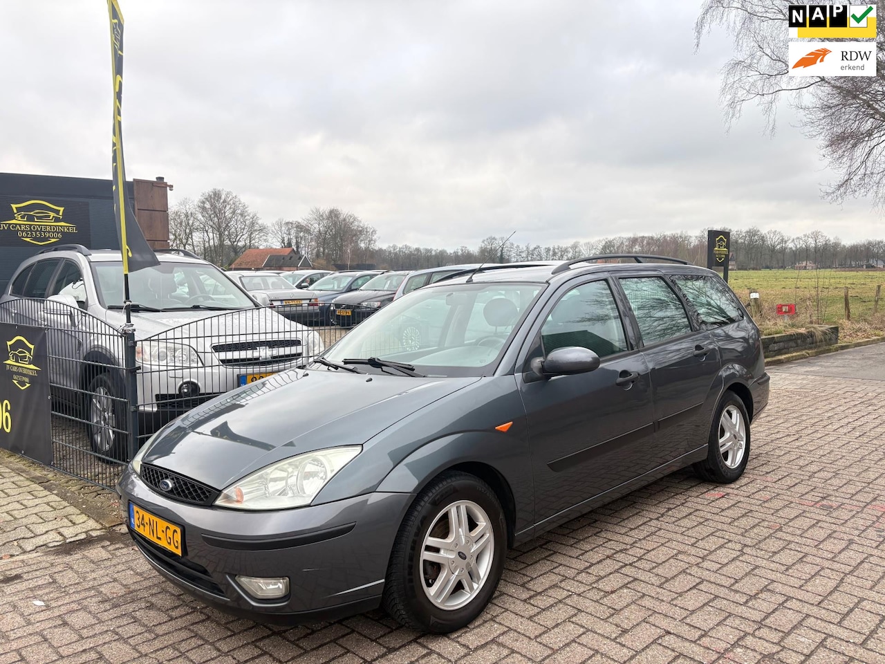 Ford Focus Wagon - 1.6-16V Trend 1.6-16V Trend,AIRCO,ELEKT PAKKET,BOORDCOMPUTER,SPORTVELGEN,TREKHAAK,MET APK - AutoWereld.nl