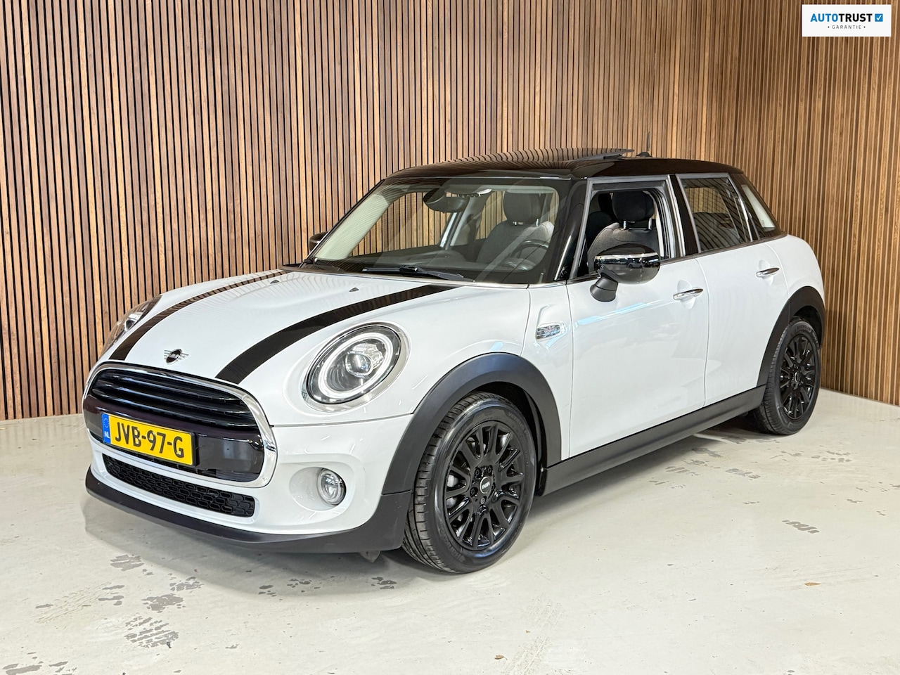 MINI One - MINI 1.5 Chili - Panorama - Carplay - AutoWereld.nl